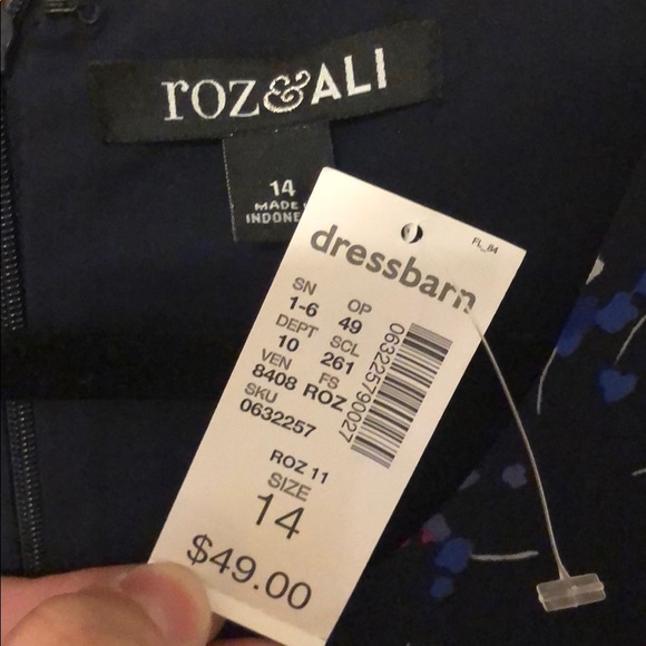 Roz &amp; Ali | Dresses | Rozali Floral Print Dress | Poshmark